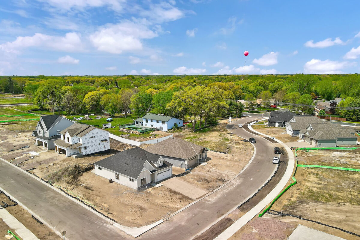 Alexander Woods New Homes in Blaine, MN M/I Homes