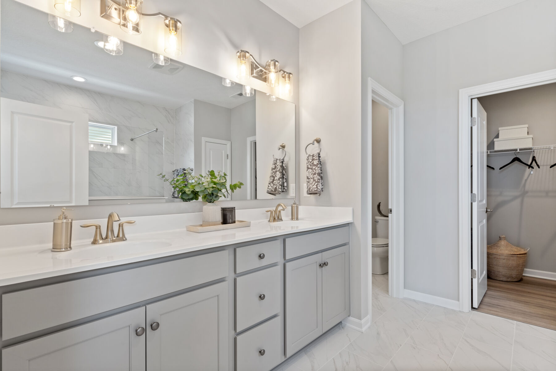 Owner's Bathroom