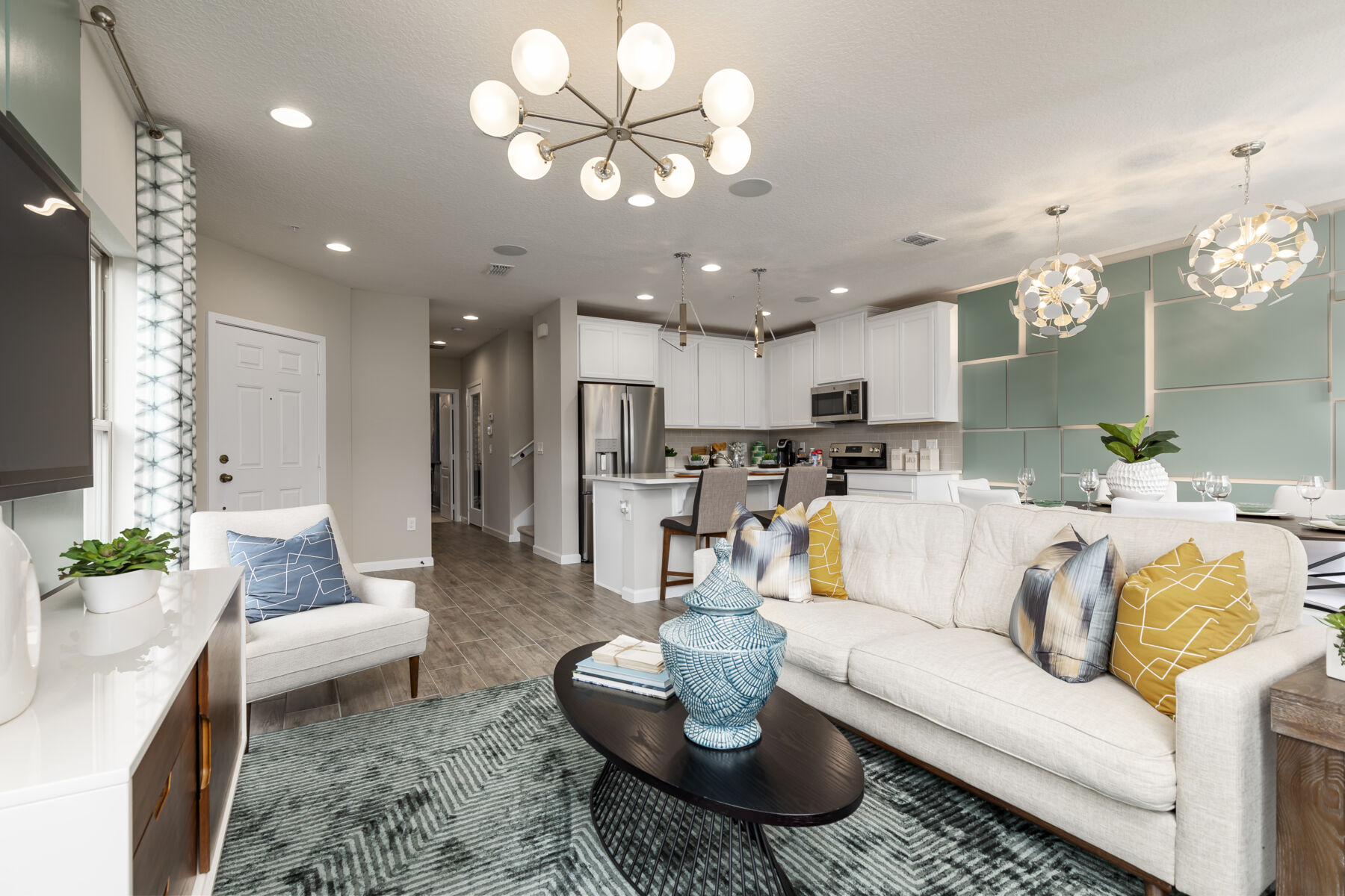 Townhomes Near Orlando, FL - Narcoossee Commons - M/I Homes