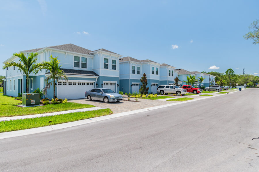 Sienna Park Townhomes for Sale in Sarasota, FL M/I Homes