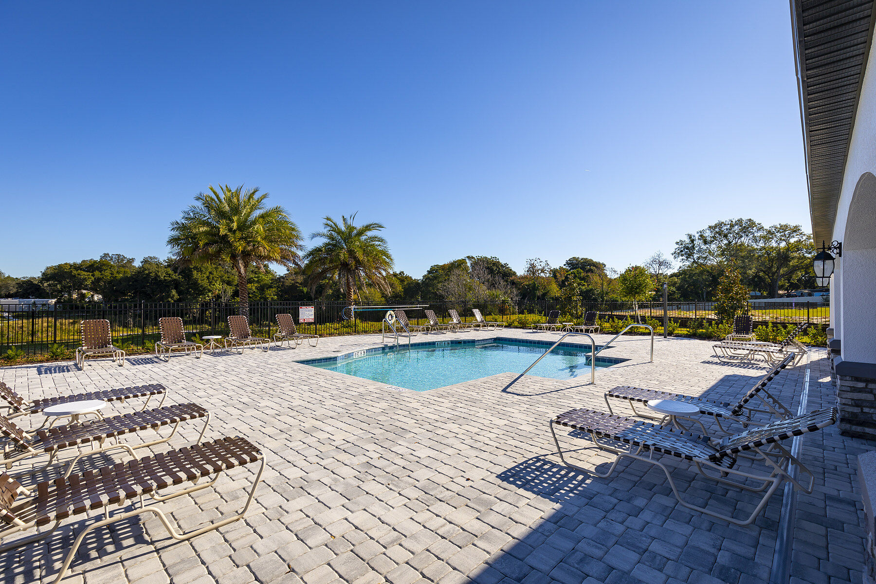 Townhomes Near Orlando, FL - Narcoossee Commons - M/I Homes