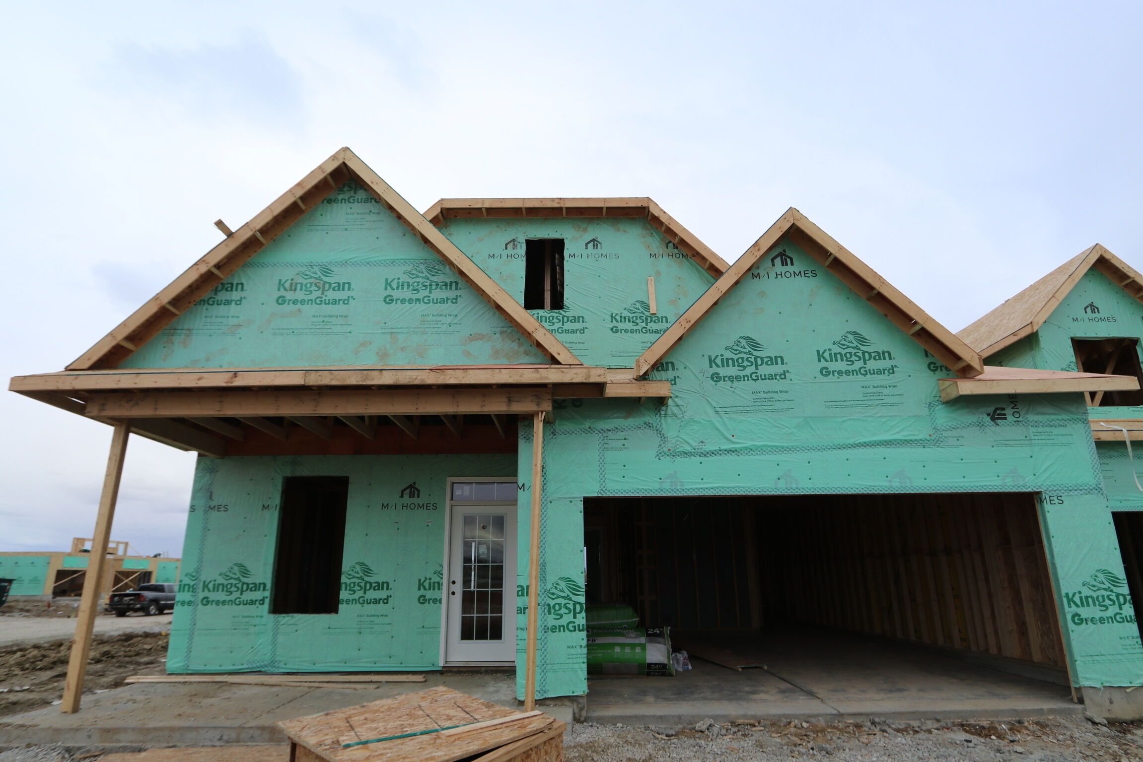 25542 W Alabaster Circle