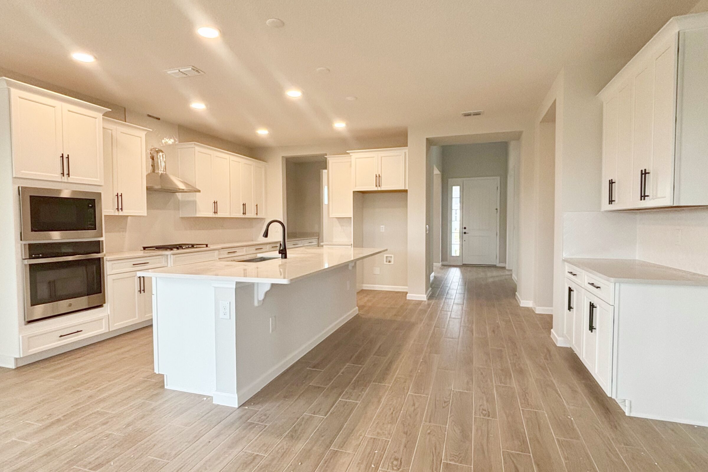 Newport XL - Representational Photo