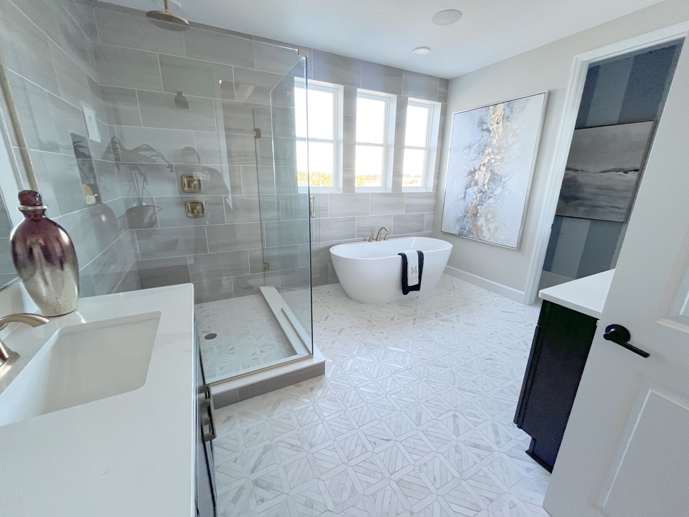 Newport XL - Representational Photo