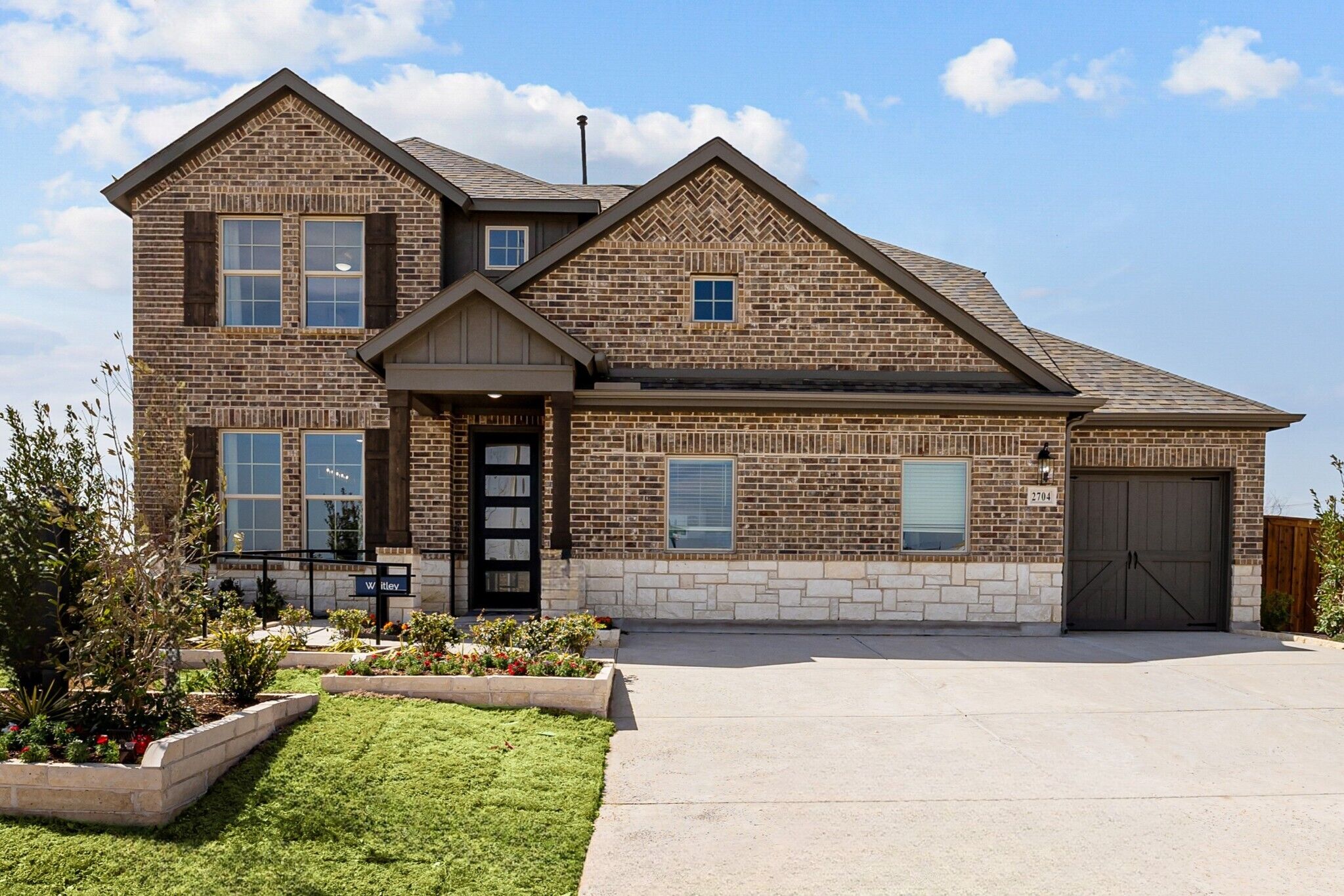 2704 Fork Way