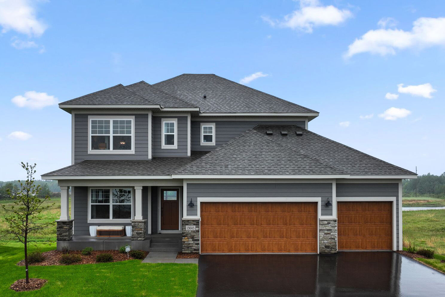 15645 Granada Avenue North