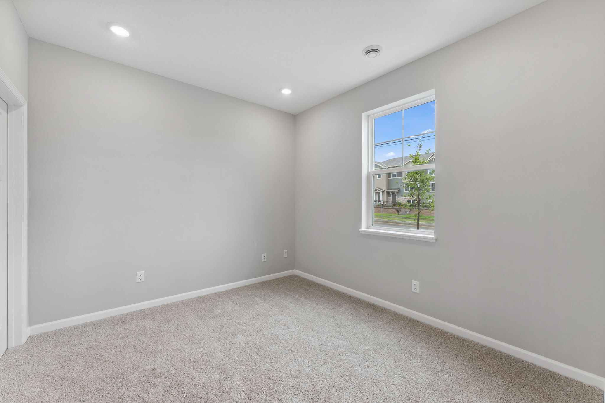 Lower Level Recreation Room