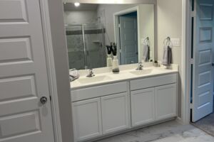 Owner's Bathroom