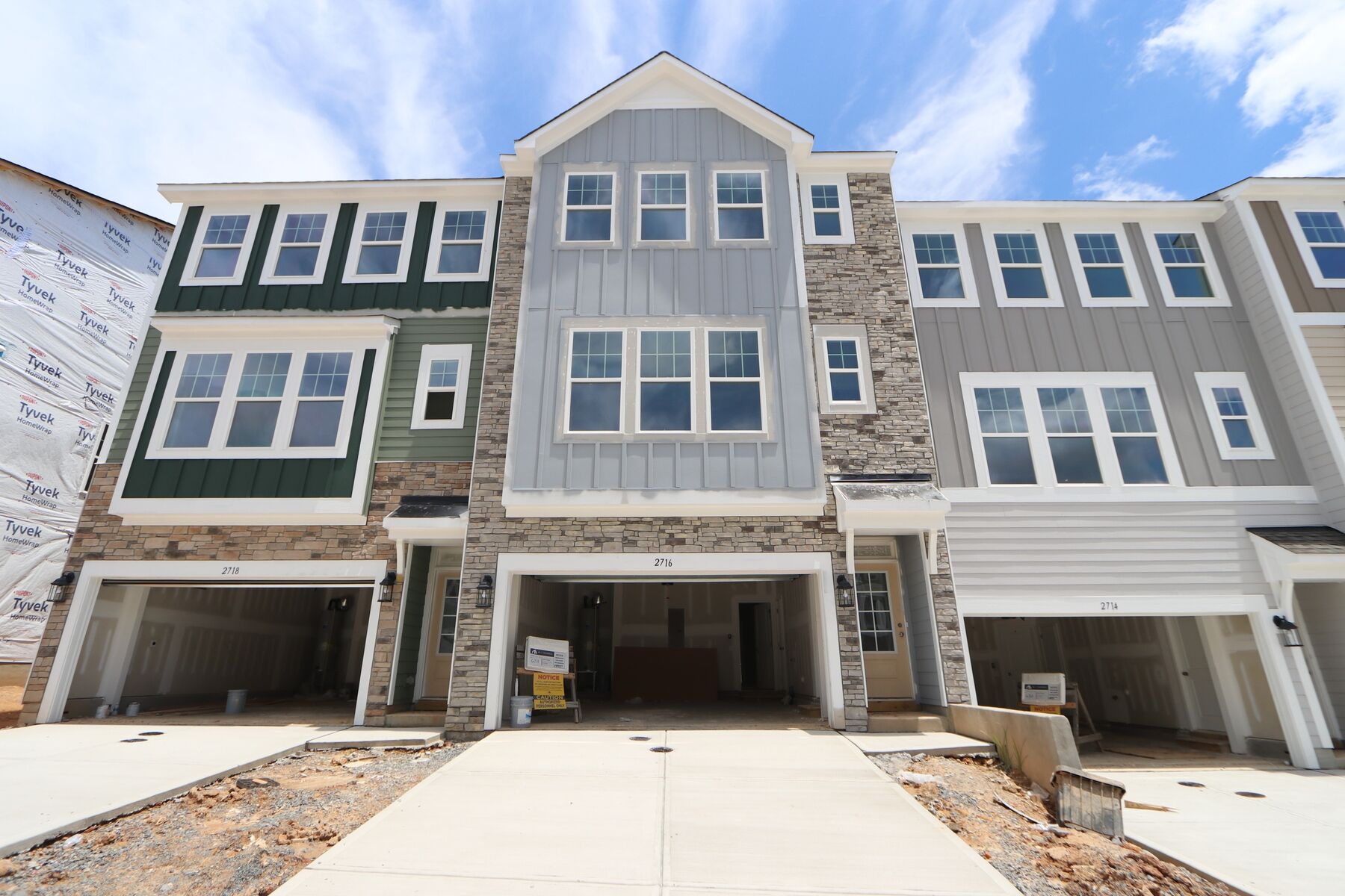2716 Hunter Woods Drive