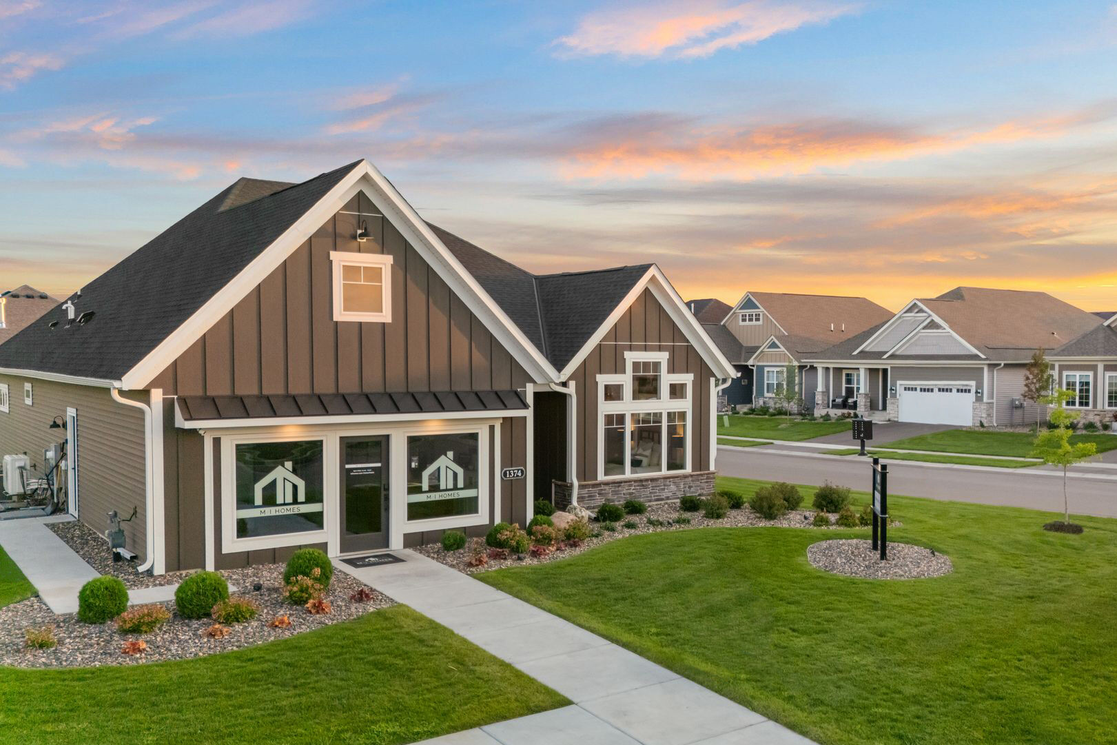 Amber Fields - Artaine