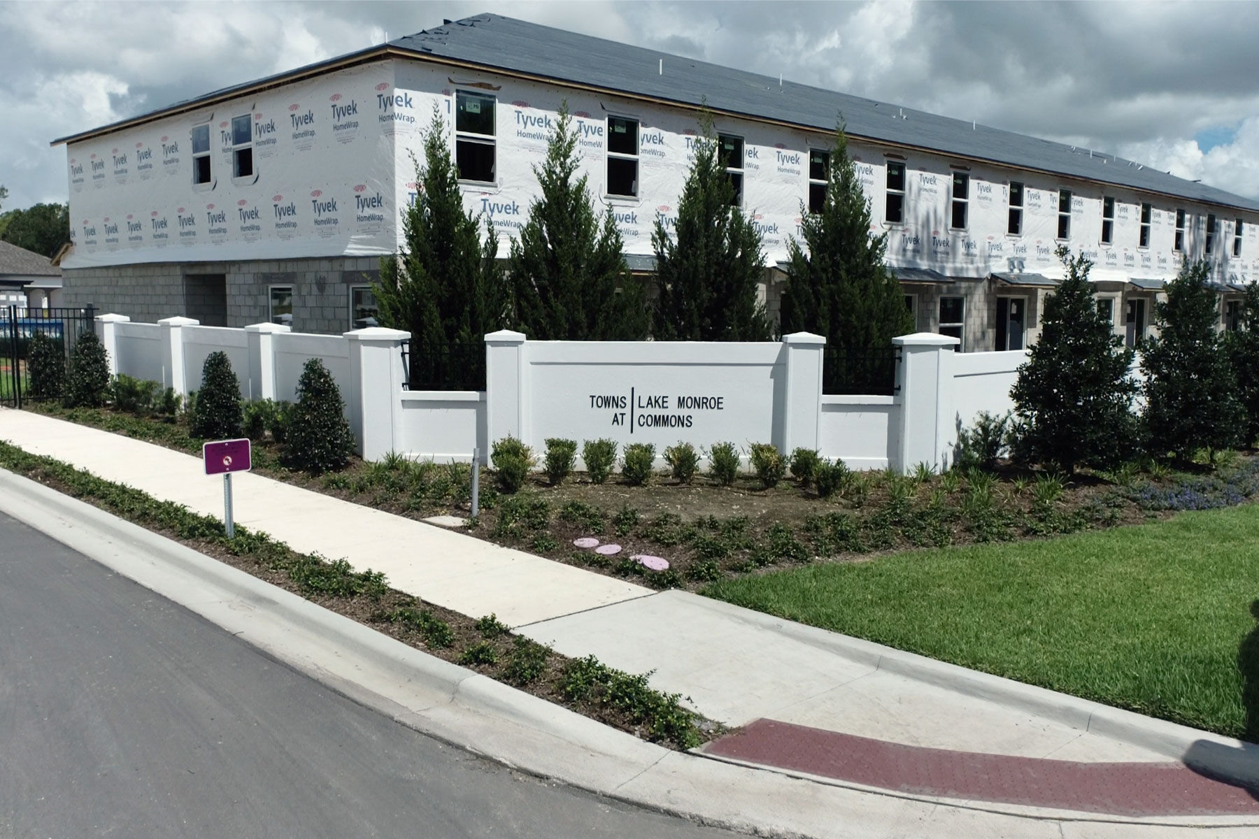 Townhomes Near Orlando, FL - Narcoossee Commons - M/I Homes