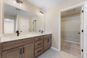 Owner's Bathroom