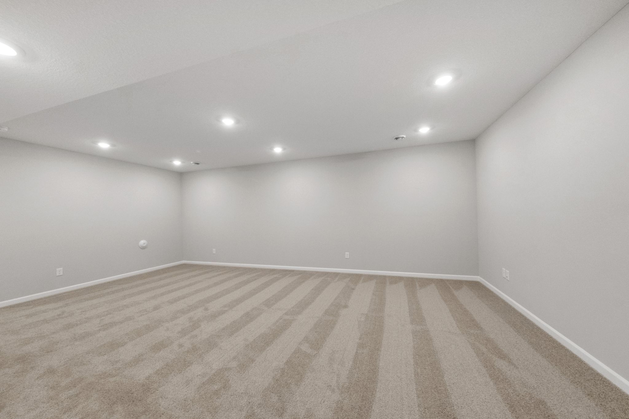 Lower Level Recreation Room