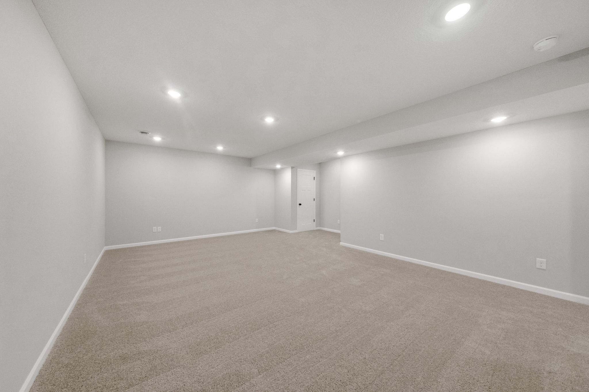 Lower Level Recreation Room