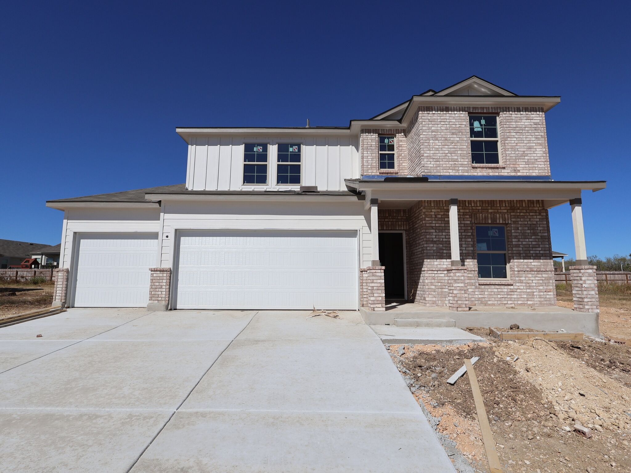 1172 Limestone Ridge
