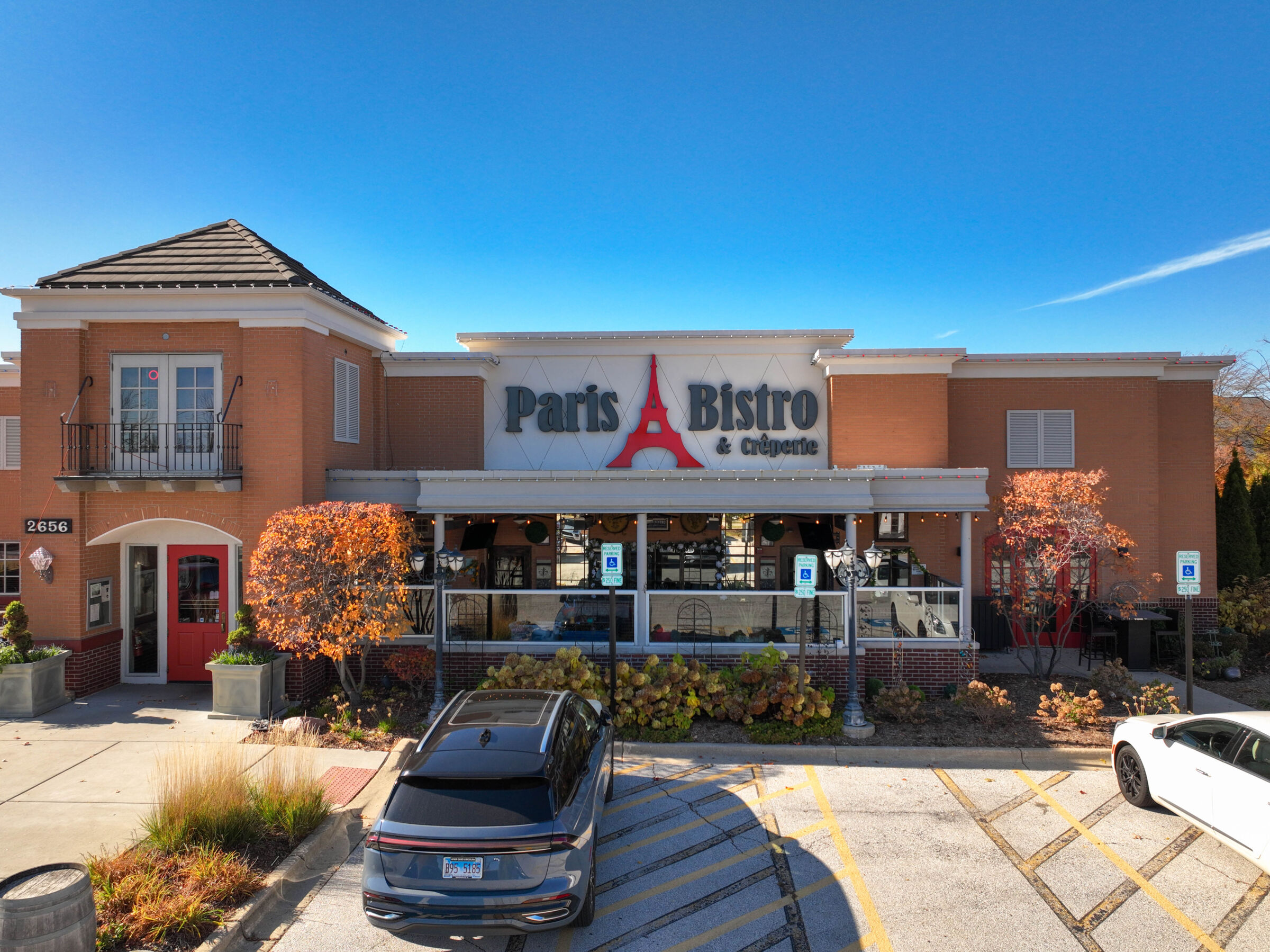 Everly Trace of Naperville