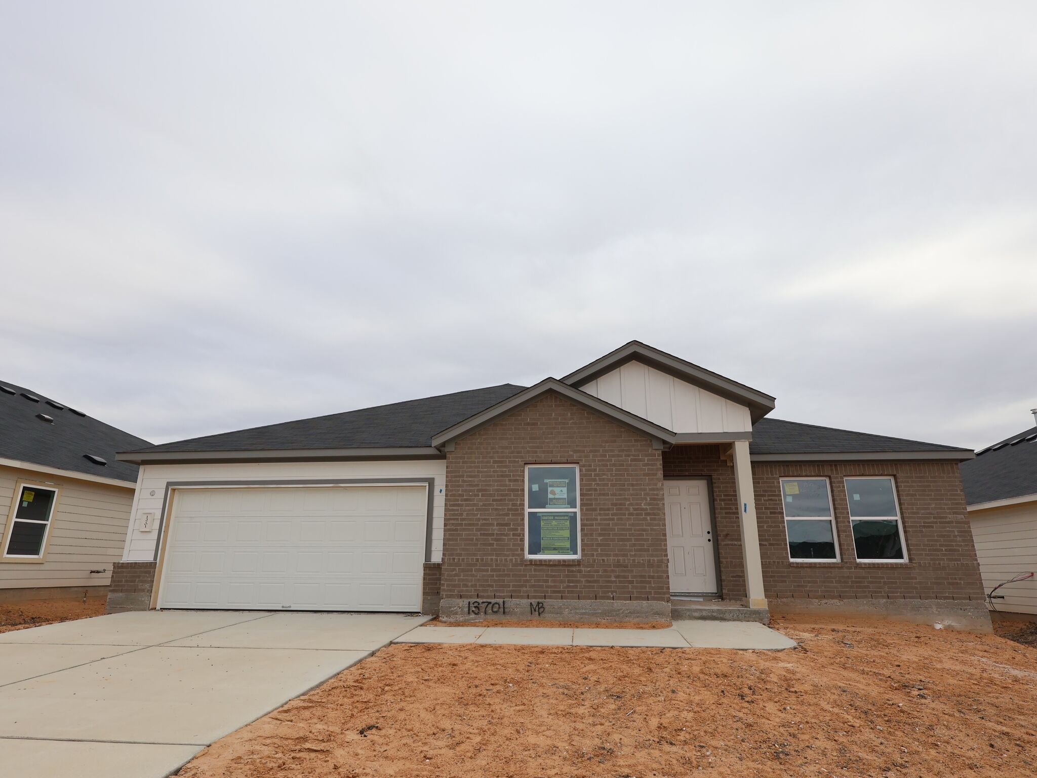 13701 Warnock Trail
