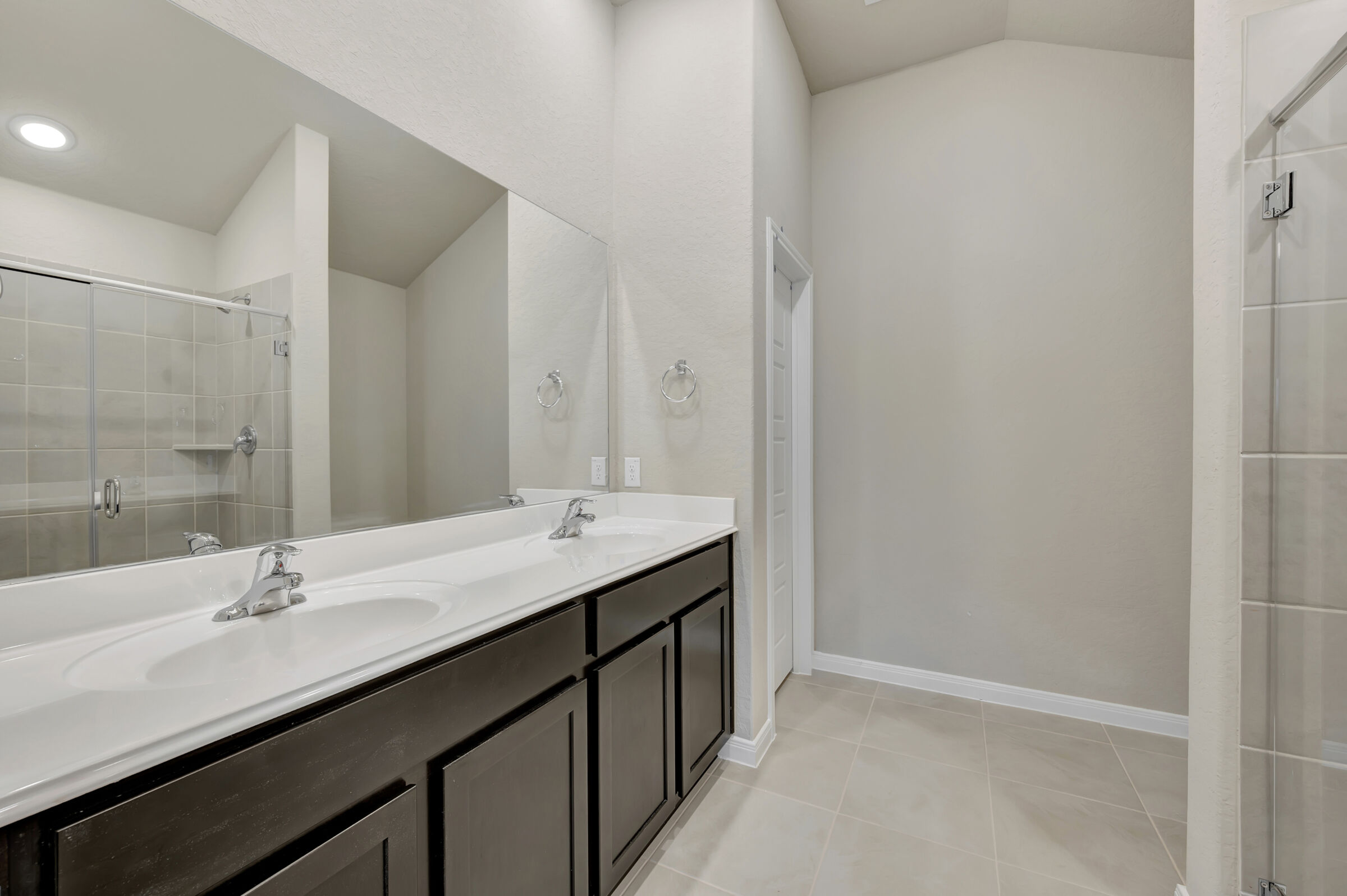 Owner's Bathroom