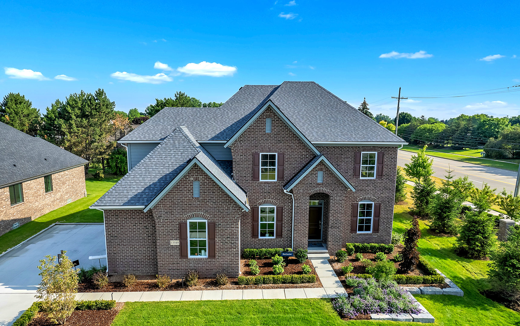 M/I Homes Model Home in Shelby Township at Valencia of Shelby