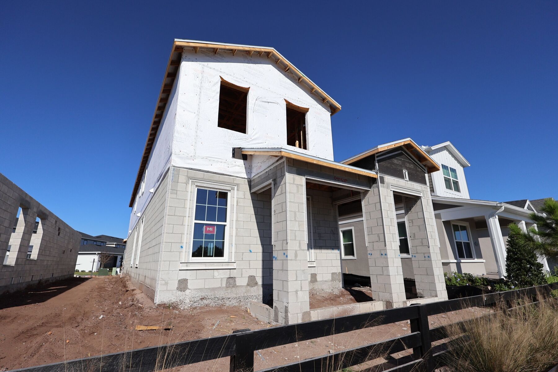 5276 Center Lake Ranch Boulevard