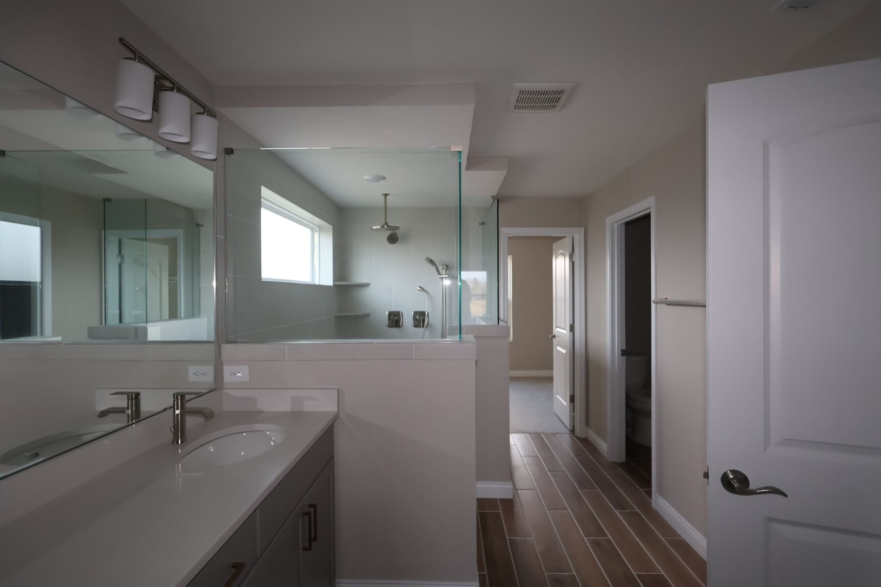 Owner's Bathroom