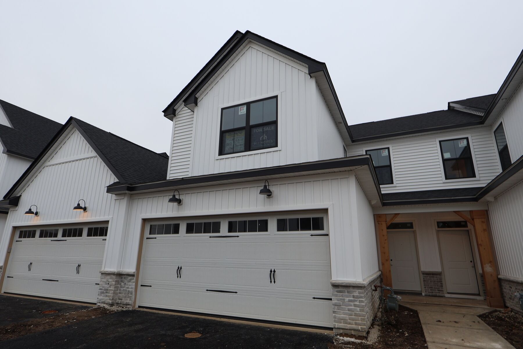 5512 Fawnsbury Court