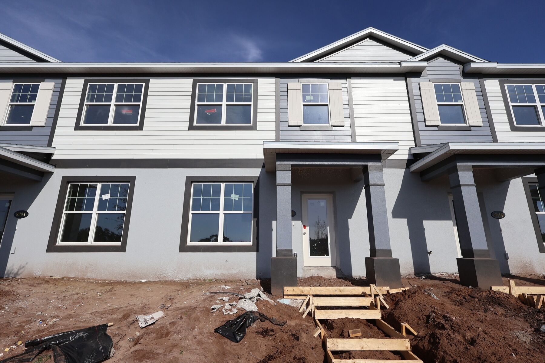 5210 Center Lake Ranch Boulevard