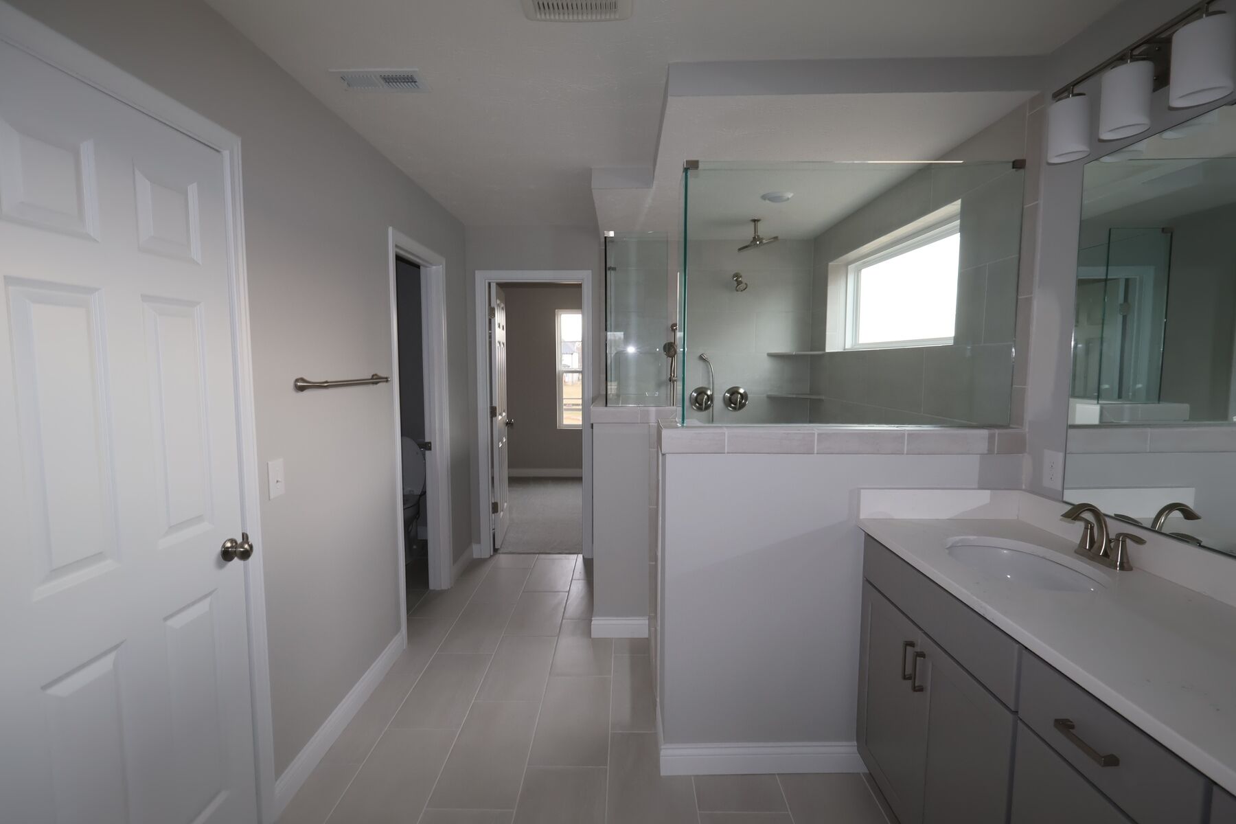 Owner's Bathroom