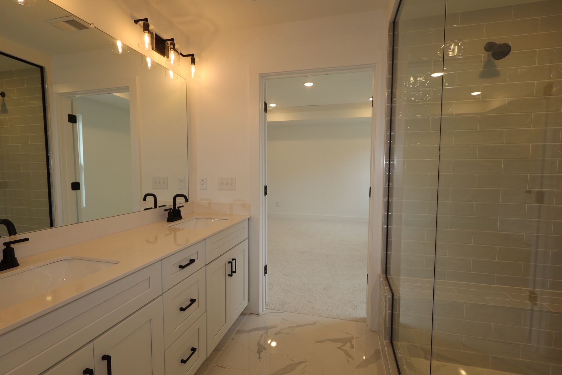 Owner's Bathroom