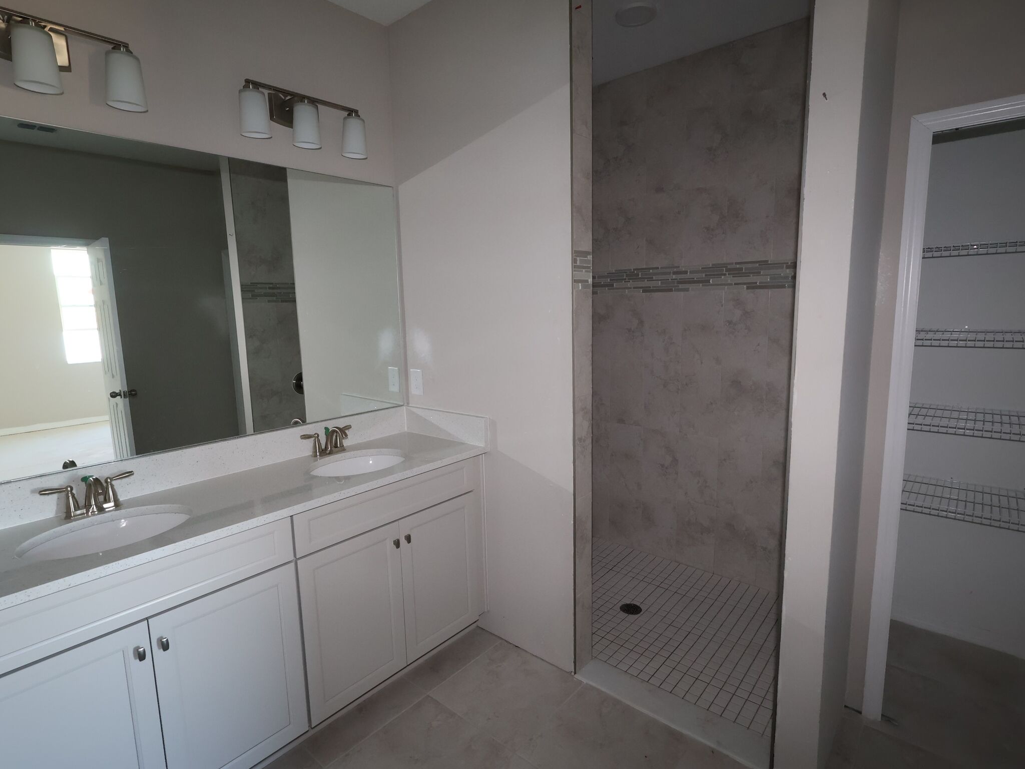 Owner's Bathroom