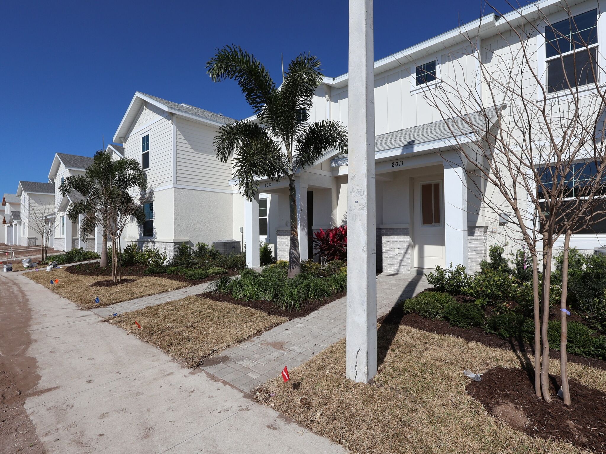 8011 Seaflower Parkway