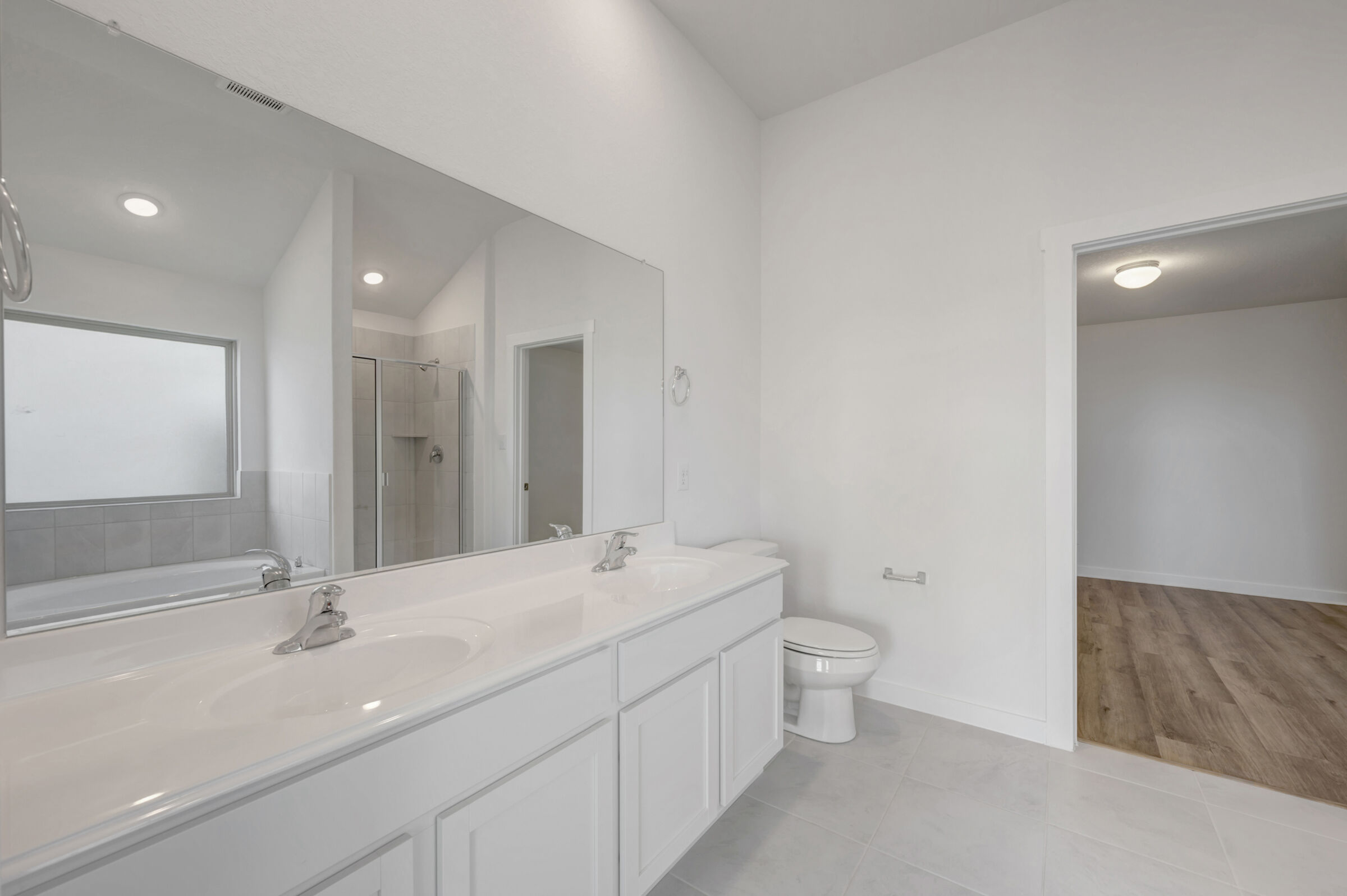 Owner's Bathroom