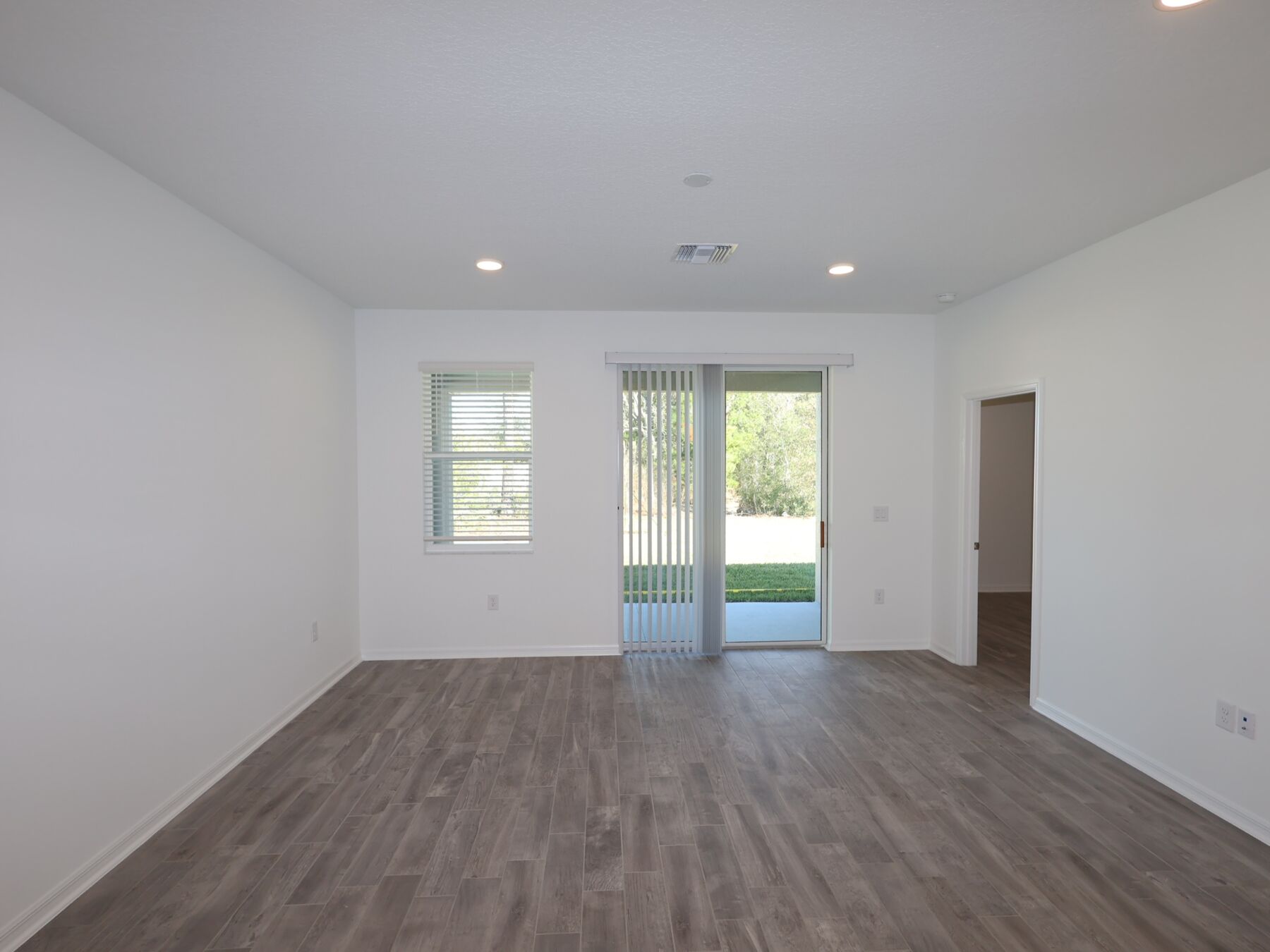 Avalon West - foto 11