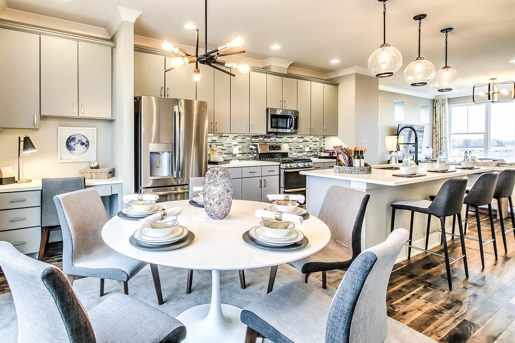 Townhome Kitchen and Dining Area