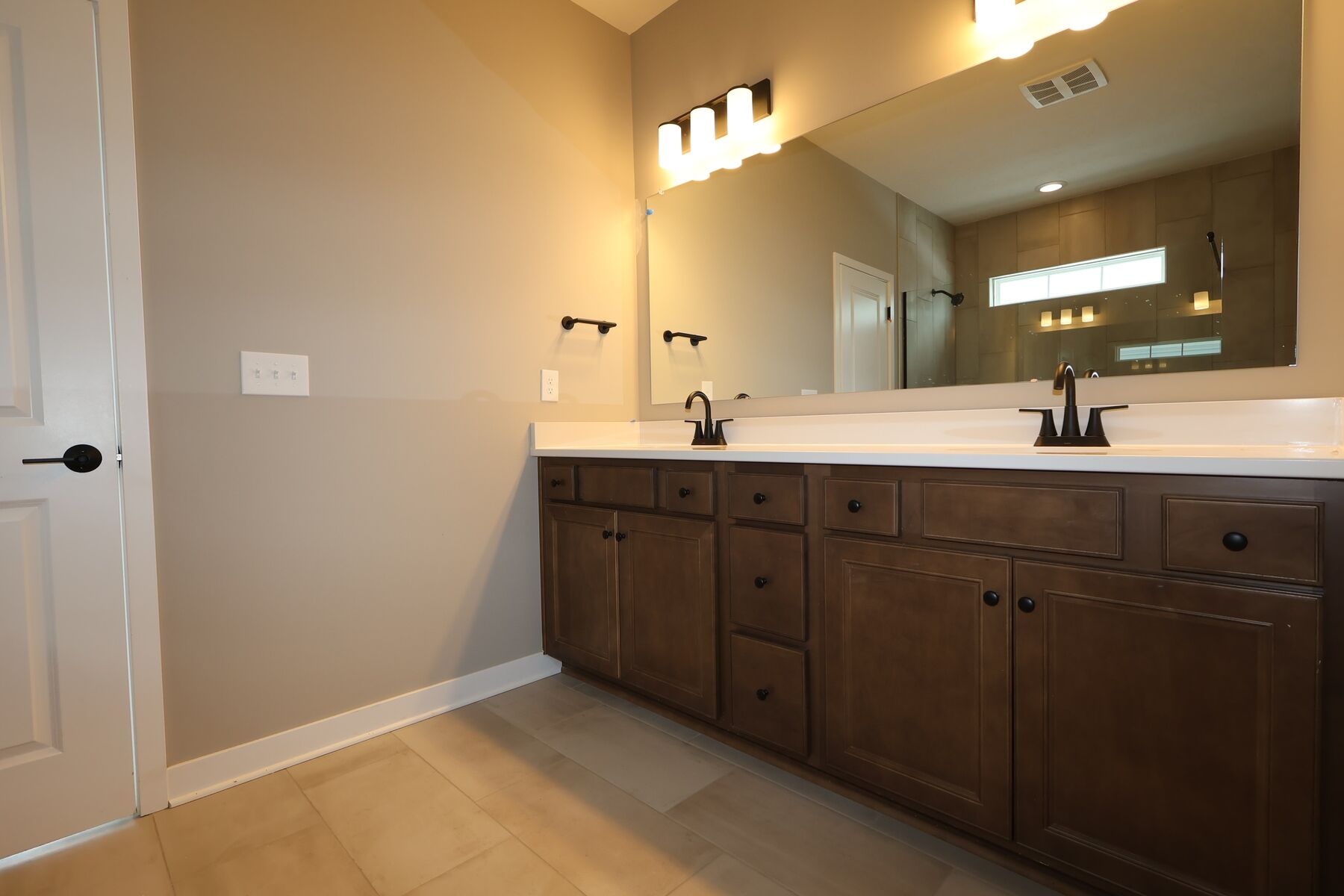 Owner's Bathroom