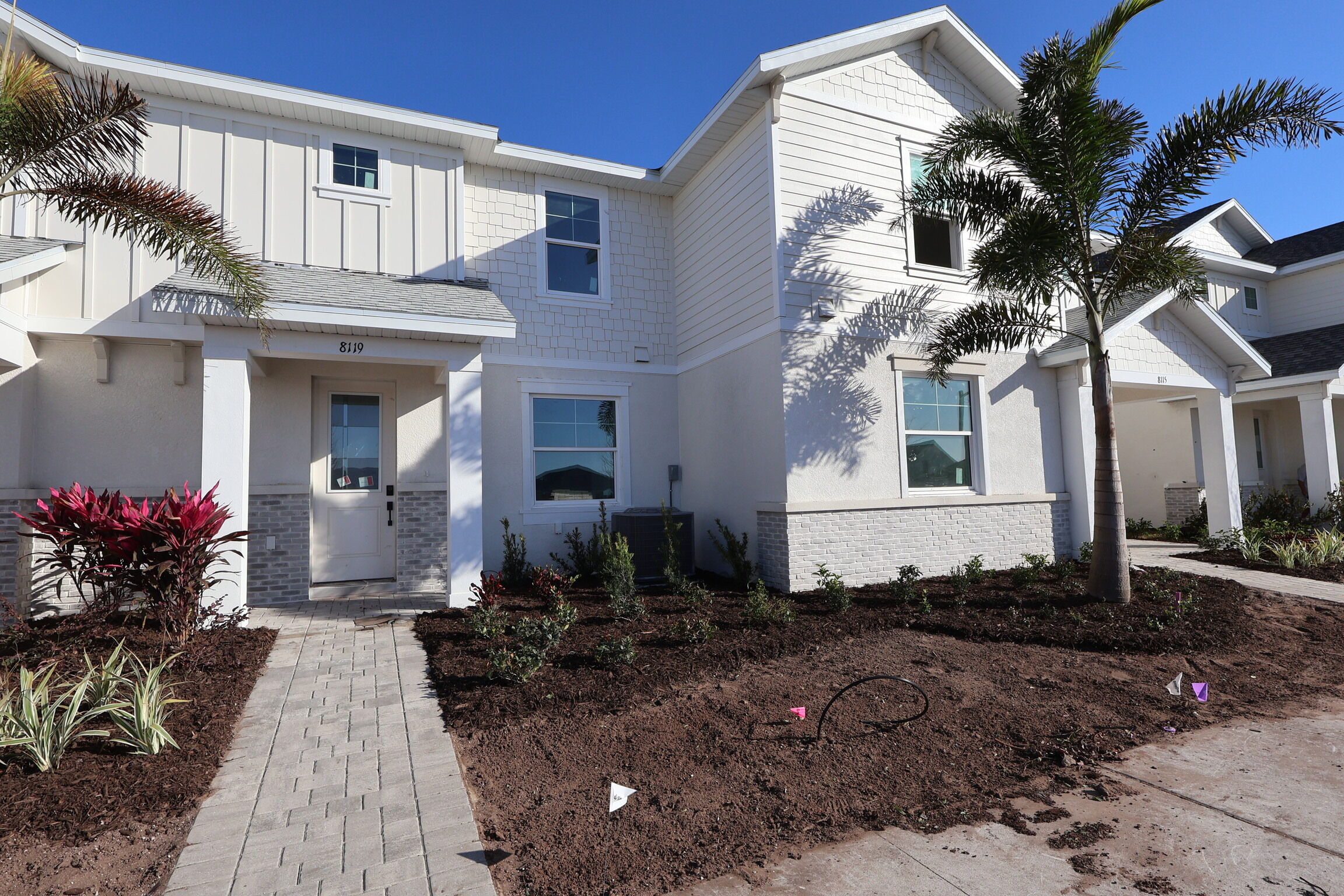 8119 Seaflower Parkway