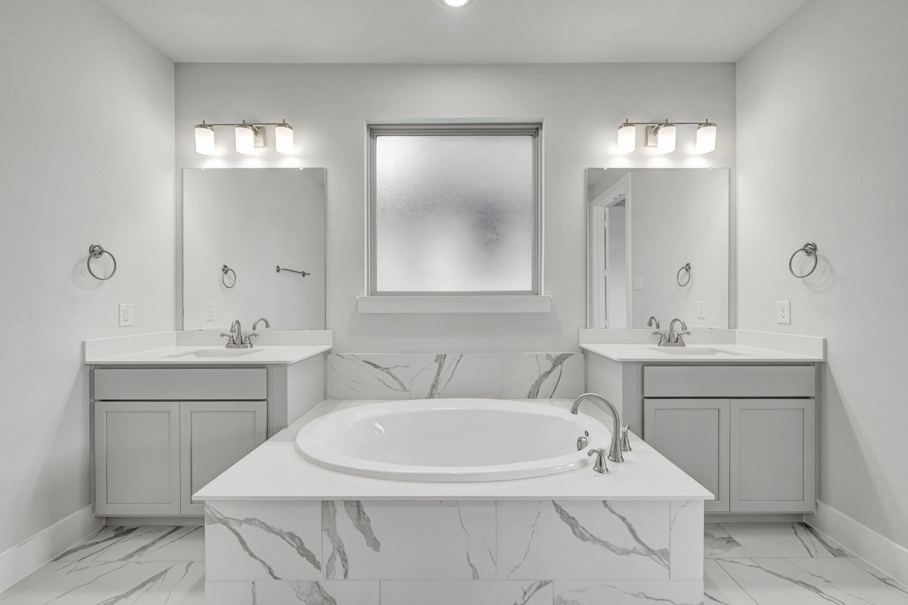 Owner's Bathroom