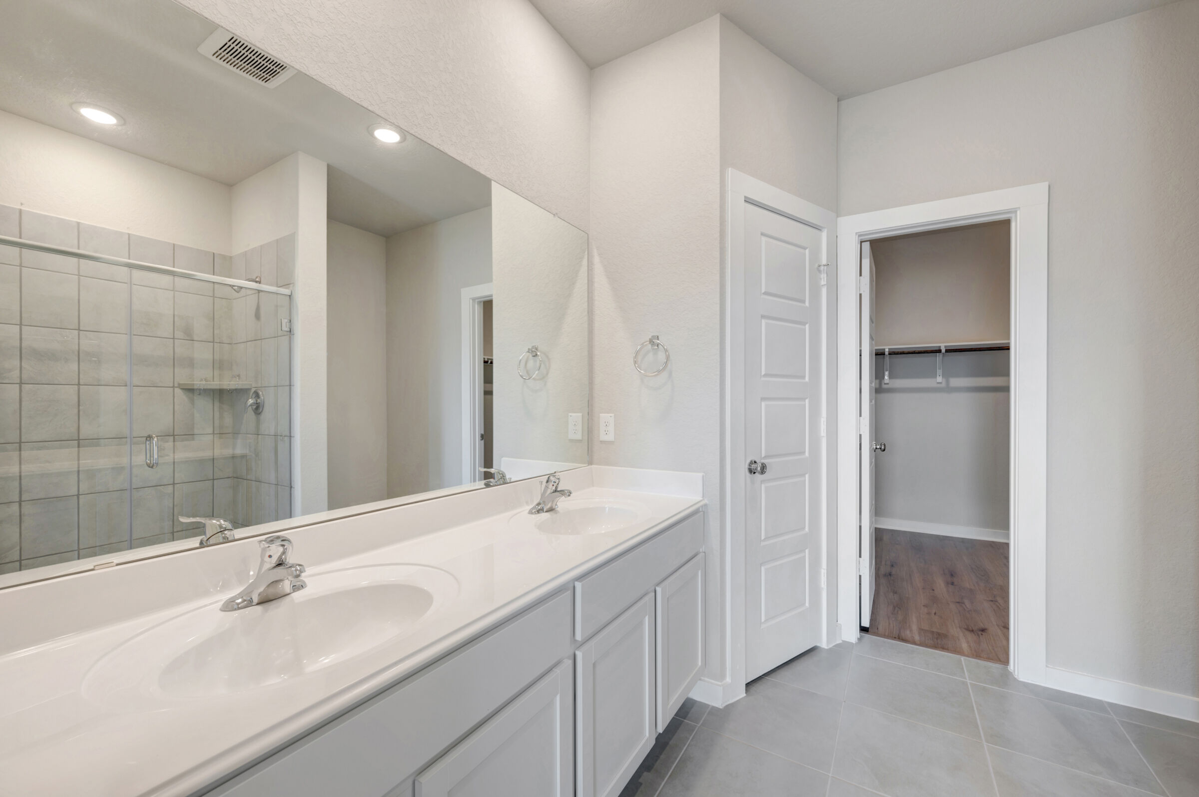 Owner's Bathroom