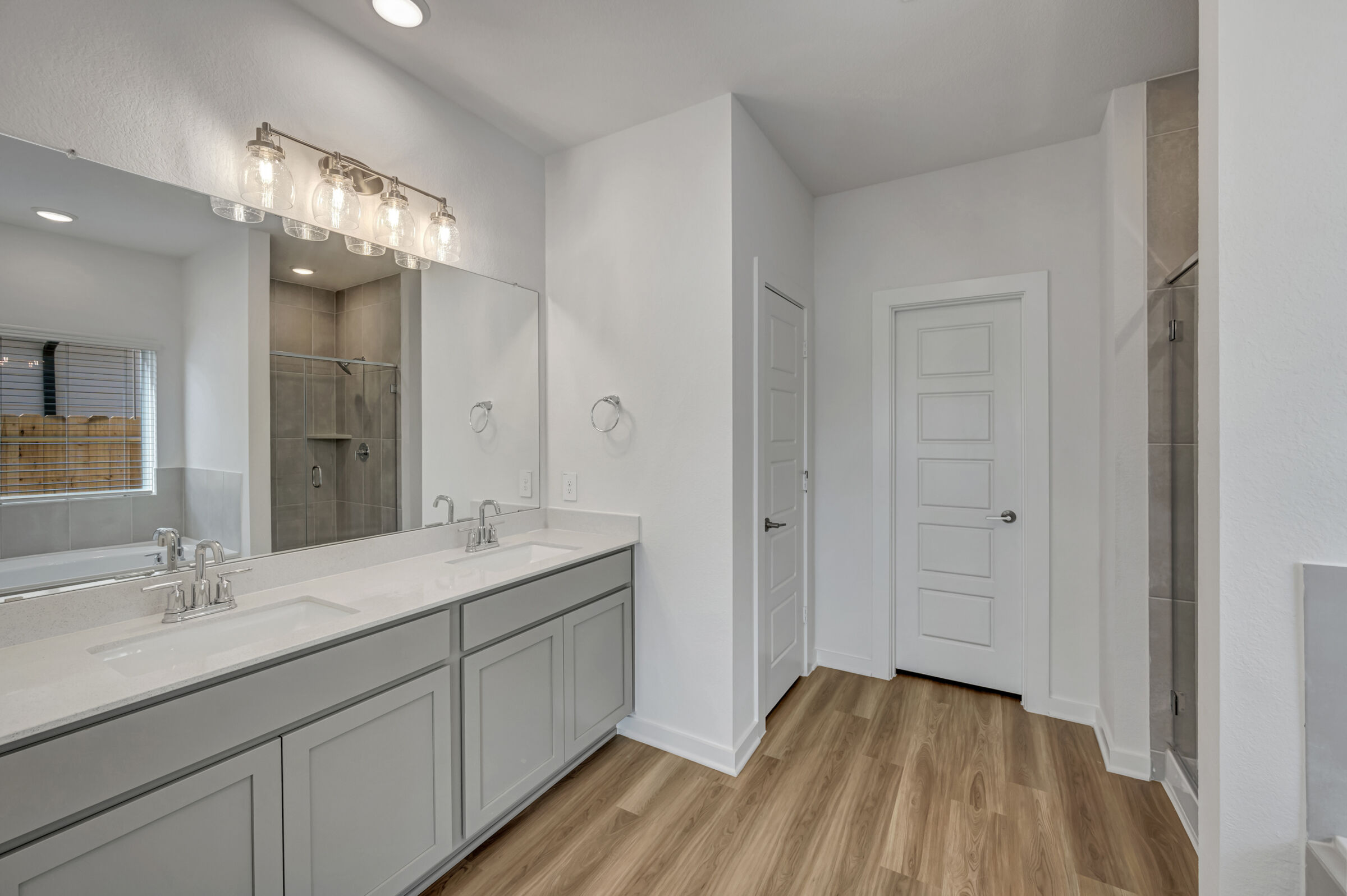 Owner's Bathroom