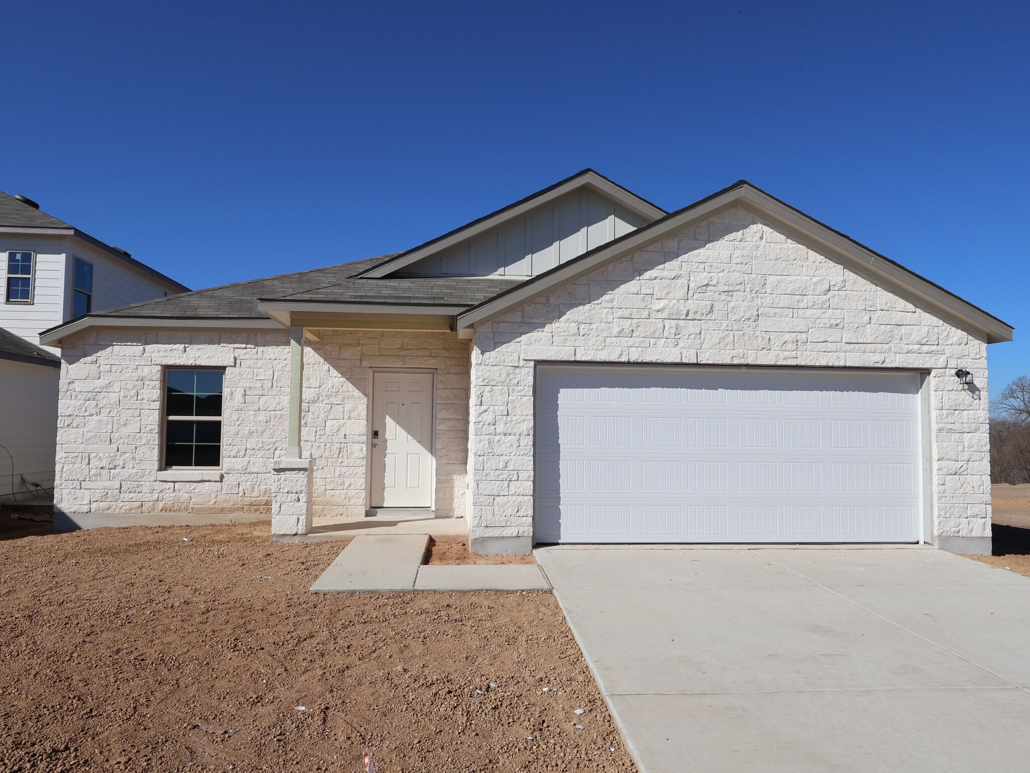 8619 Rucker Pond Trail