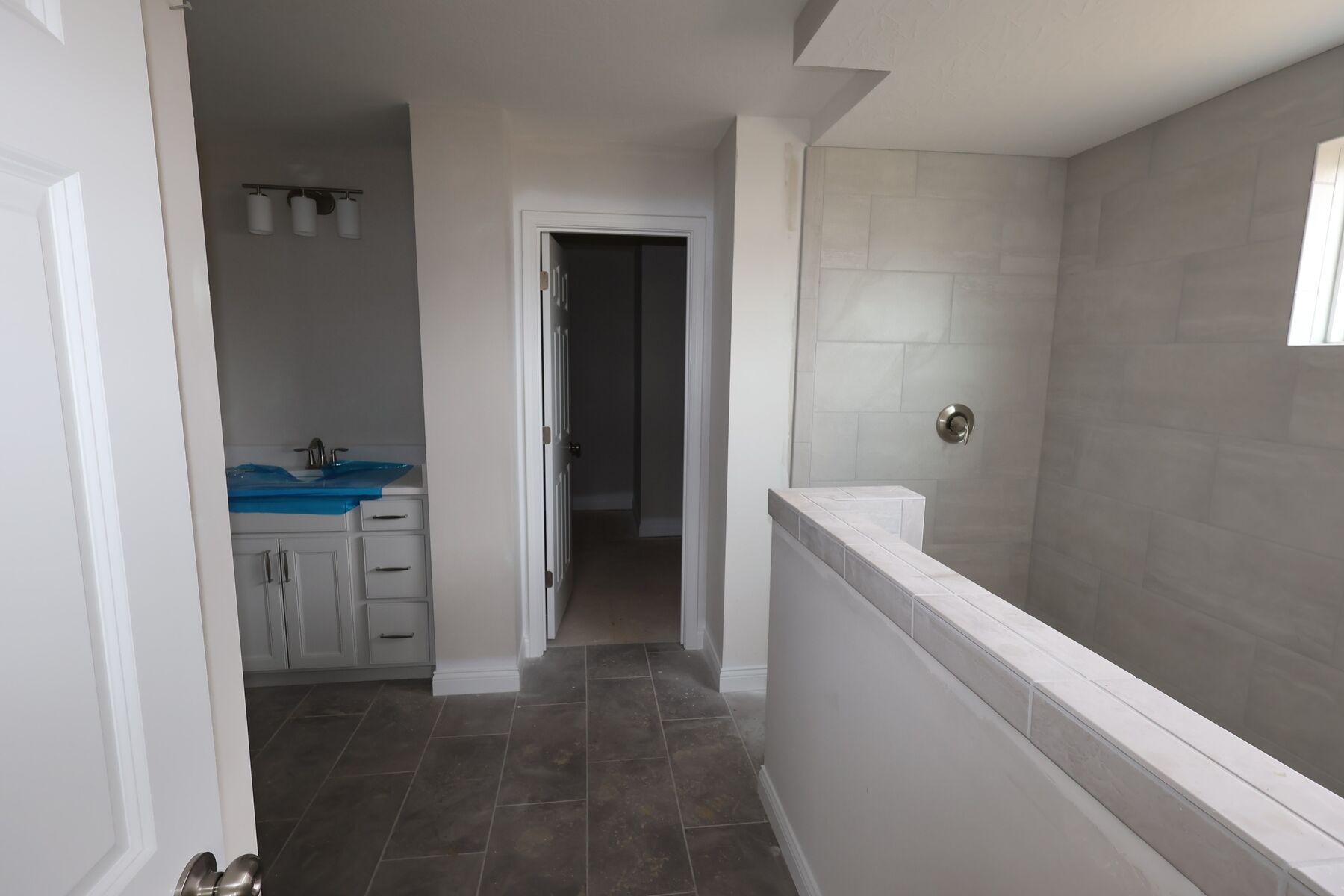 Owner's Bathroom