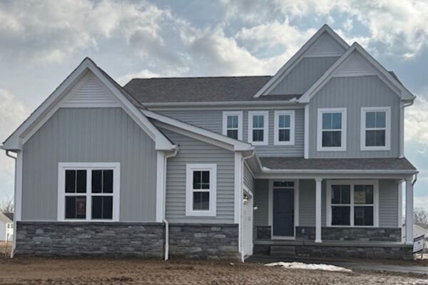 MLS #225045267 - 301 Reign Way Pataskala, OH 43062 - M/I Homes