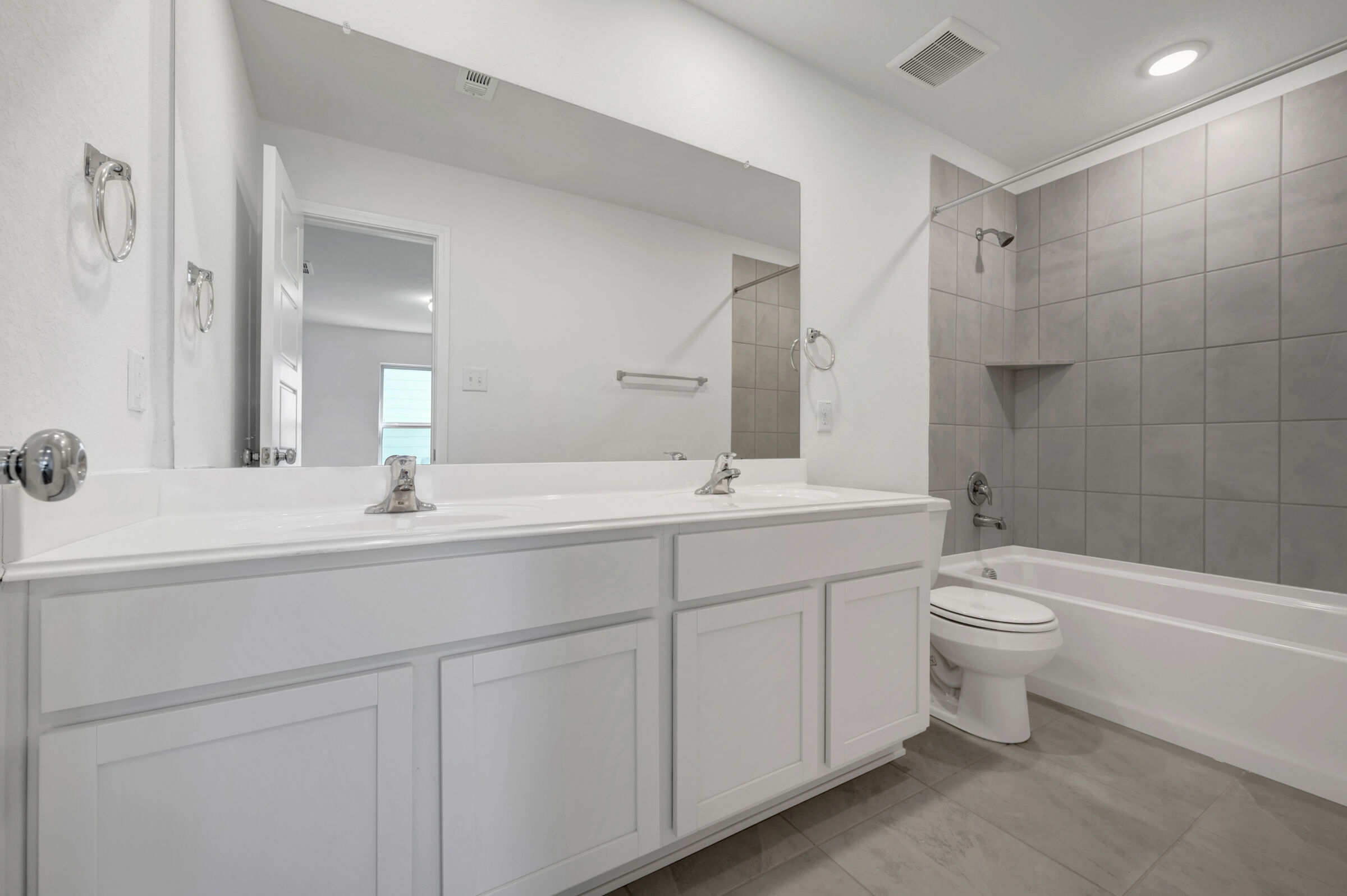 Owner's Bathroom