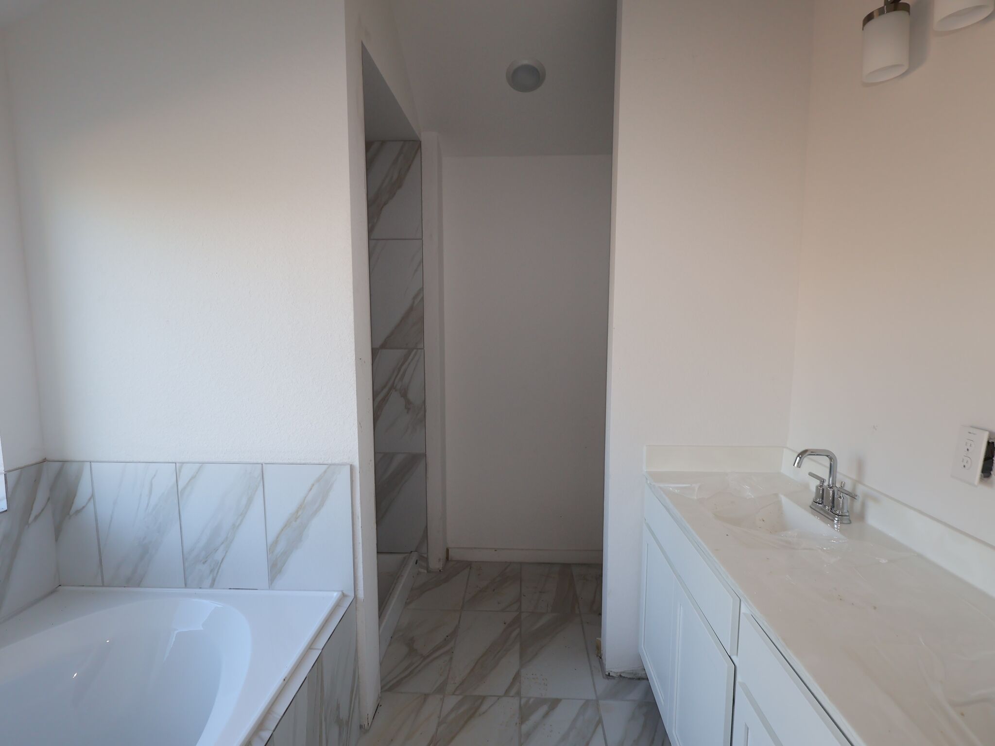 Owner's Bathroom