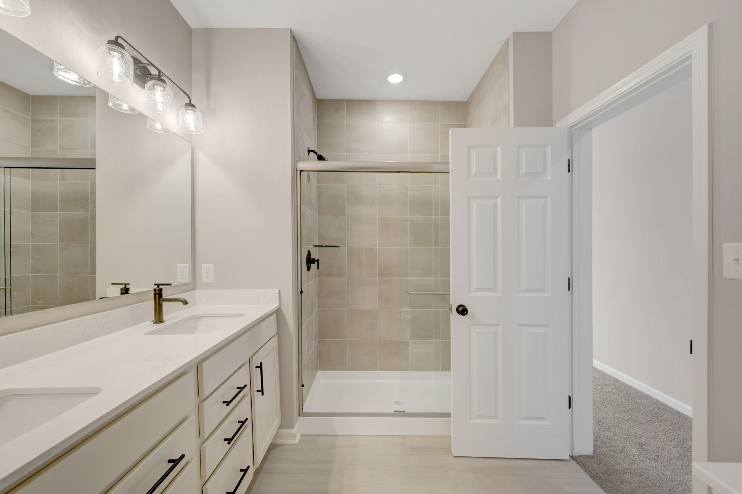 Owner's Bathroom