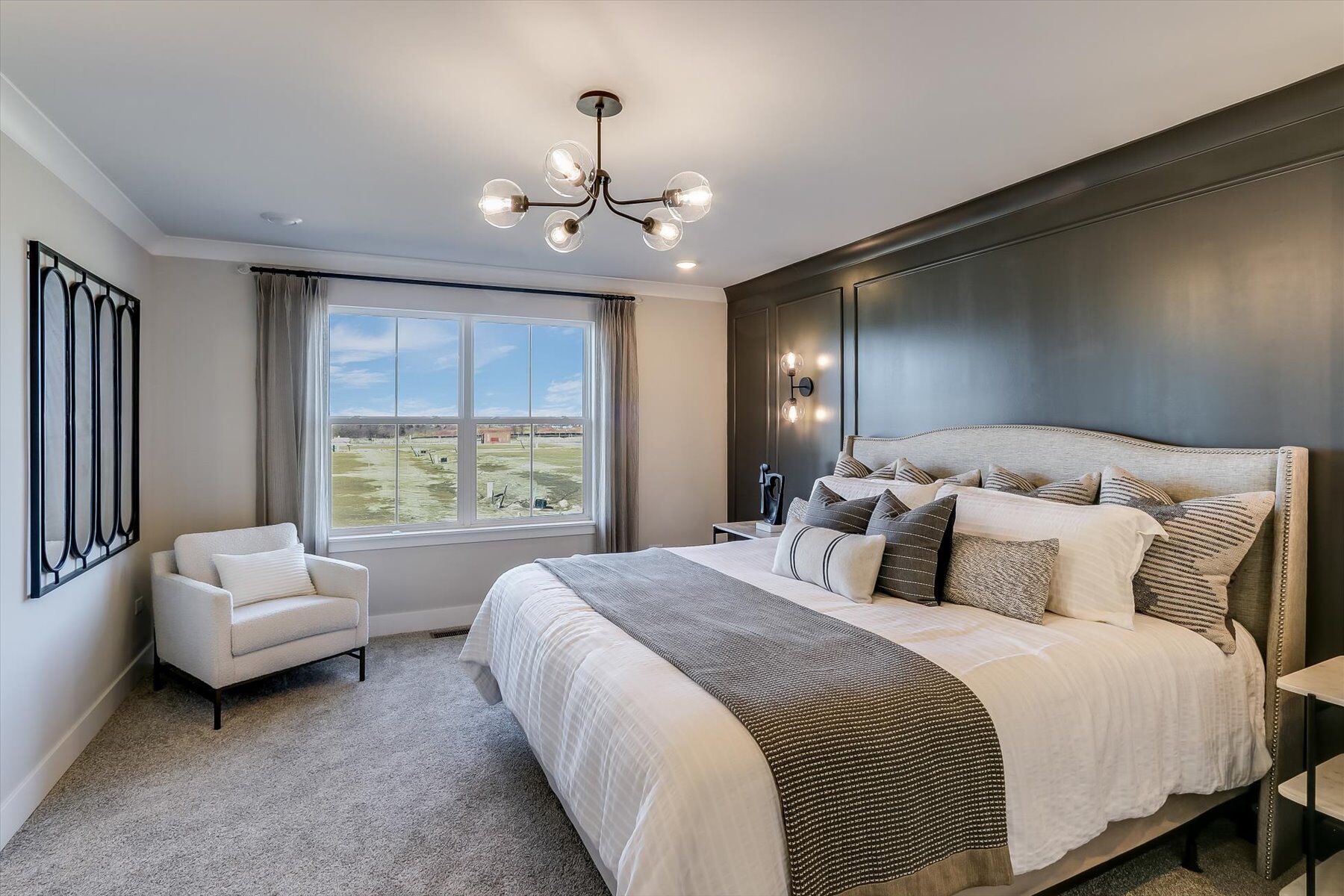 Everly Trace of Naperville