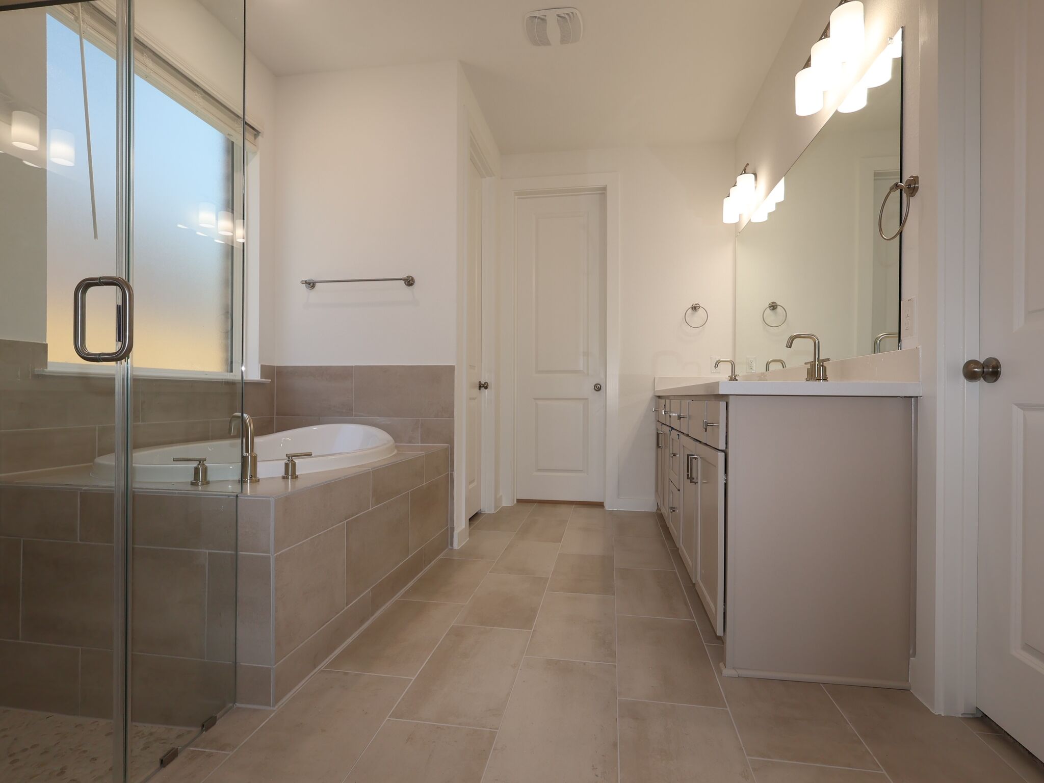 Owner's Bathroom