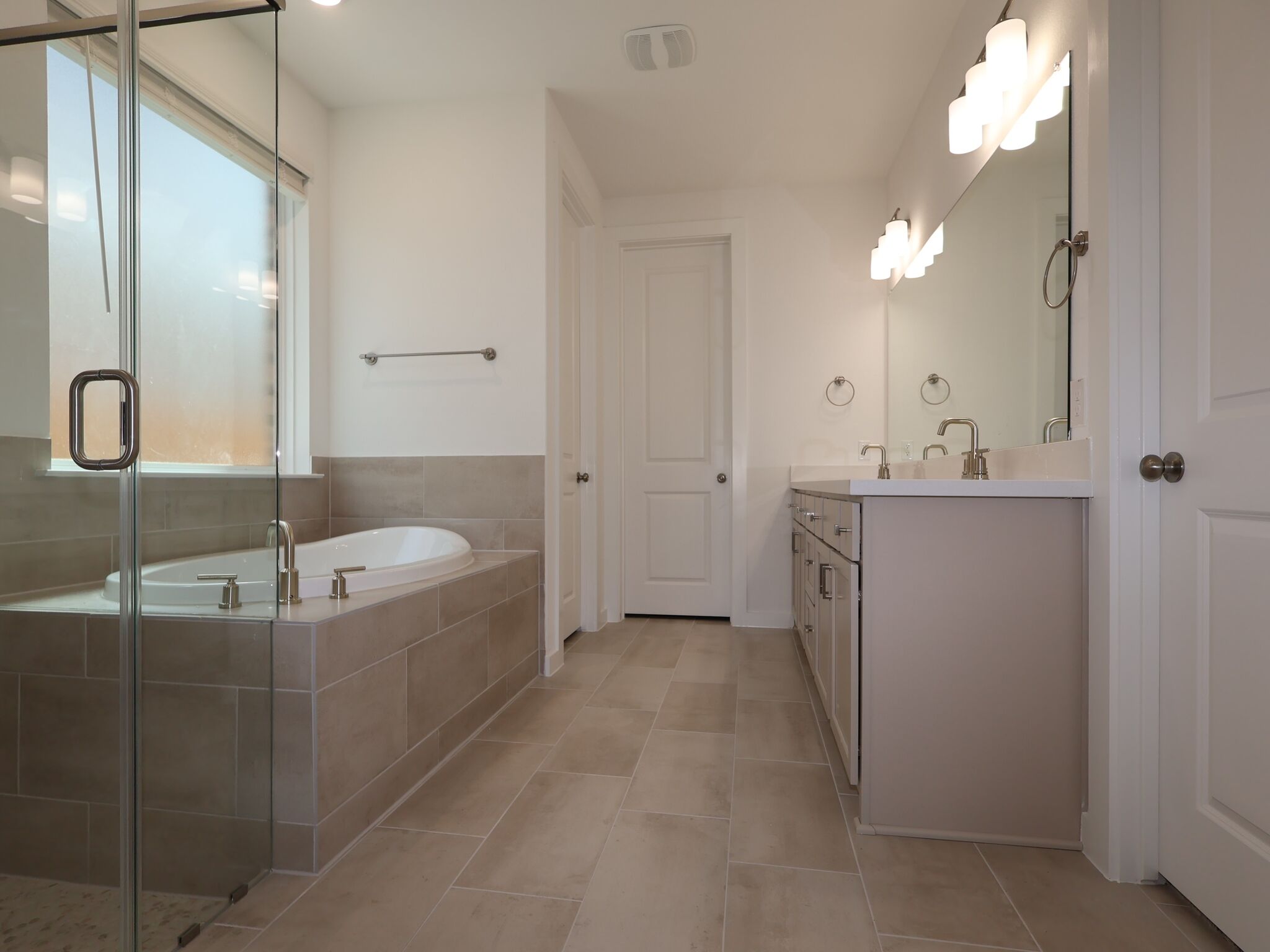 Owner's Bathroom