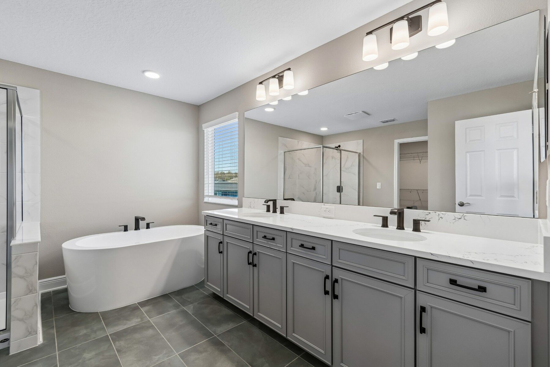 Owner's Bathroom