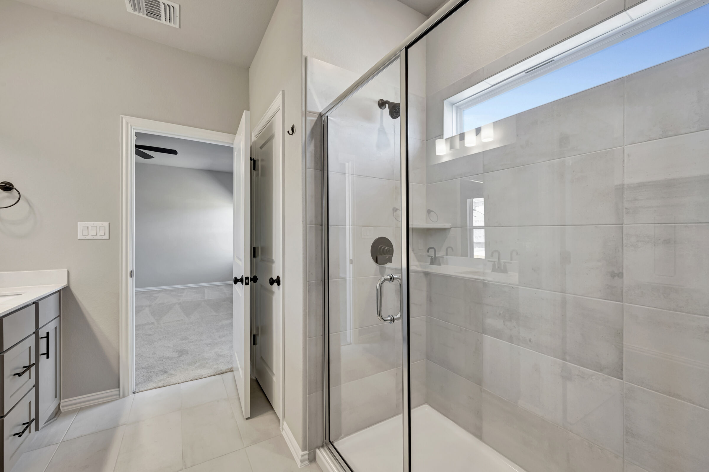 Owner's Bathroom